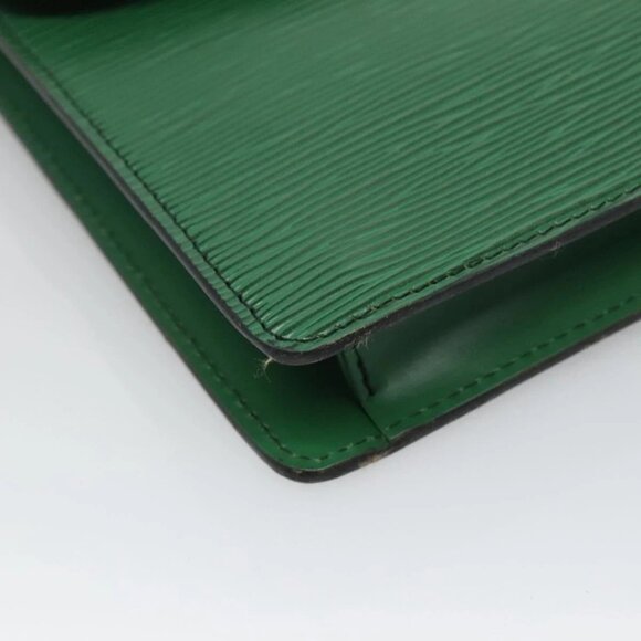 LOUIS VUITTON Epi Montaigne 27 Clutch Bag Green M52654 LV Auth 120494 - Picture 16 of 16
